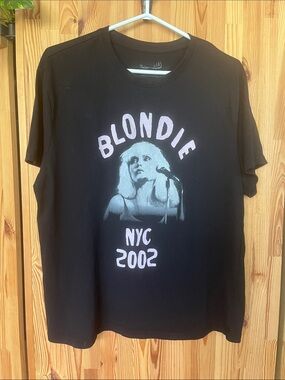 Blondie NYC 2002 Black Graphic Tee